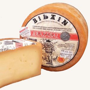 Bikain Idiazabal DOP smoked cured sheep´s cheese, mini wheel 1.3 kg A